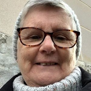 Meet your Posher, Celia